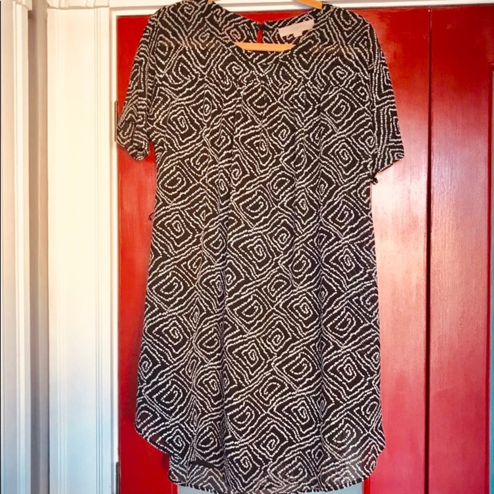 LOFT short sleeve shift dress